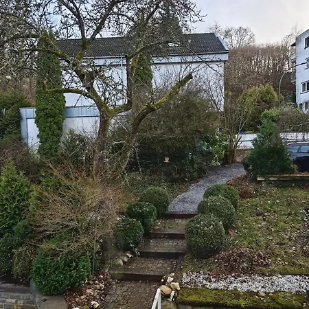 Wintergarten Fuer 8 Gaeste Und 2 Hunde In Der Eifel Mit Toller Aussicht, Kamin Und Garten