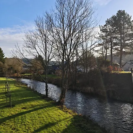 Wintergarten Fuer 8 Gaeste Und 2 Hunde In Der Eifel Mit Toller Aussicht, Kamin Und Garten Schleiden