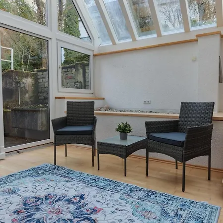 Wintergarten Fuer 8 Gaeste Und 2 Hunde In Der Eifel Mit Toller Aussicht, Kamin Und Garten Apartmán Schleiden