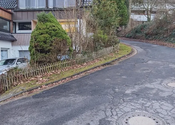 Wintergarten Fuer 8 Gaeste Und 2 Hunde In Der Eifel Mit Toller Aussicht, Kamin Und Garten Lejlighed