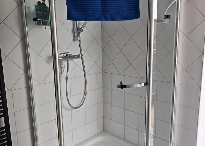 Wintergarten Fuer 8 Gaeste Und 2 Hunde In Der Eifel Mit Toller Aussicht, Kamin Und Garten Schleiden