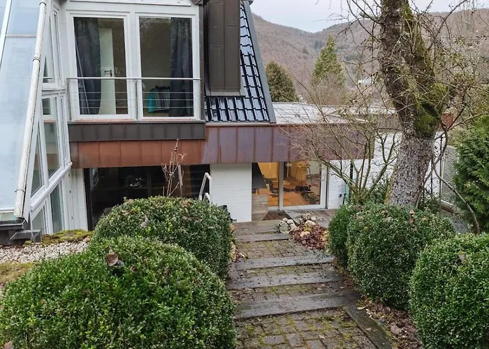 Wintergarten Fuer 8 Gaeste Und 2 Hunde In Der Eifel Mit Toller Aussicht, Kamin Und Garten Lejlighed *